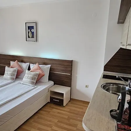 Aphrodite 2 Apartment *